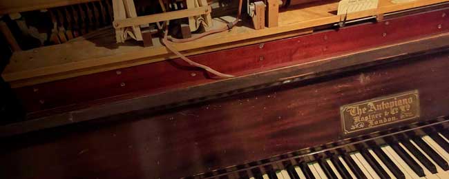 escape room Madrid El pollo dorado saloon