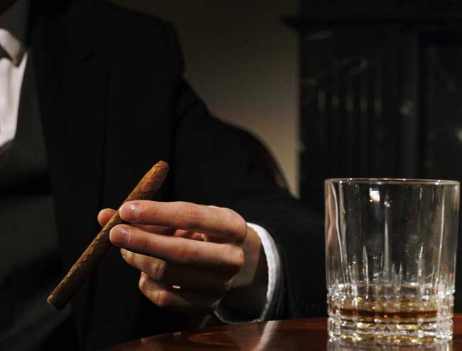 escape room Cádiz La ambición del brandy